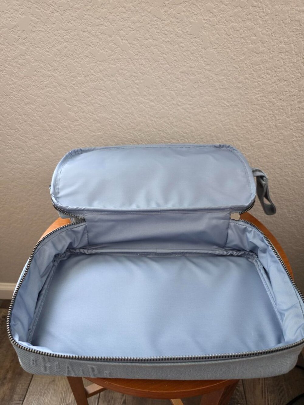 GAP x BÉIS Limited Edition Dopp Kit Denim Blue Travel Toiletry Bag - Picture 8 of 12